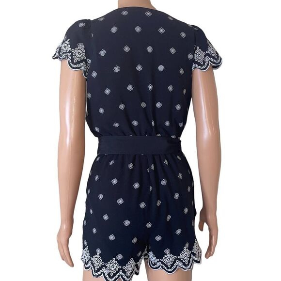Loft Embroidered Trim Romper Black and White Eyelet scalloped edge SZ XXS - Picture 4 of 11